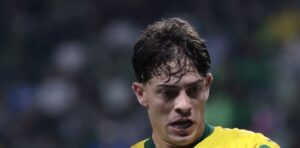 Atalanta sinaliza proposta de R$ 81 milhões por Agustín Giay, e Palmeiras admite negociar lateral