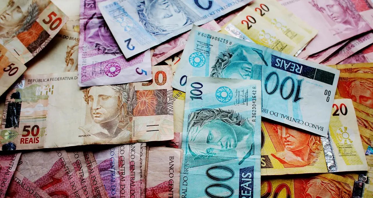 Análise de fundos multimercados e rentabilidade frente ao CDI em cenário de guerra